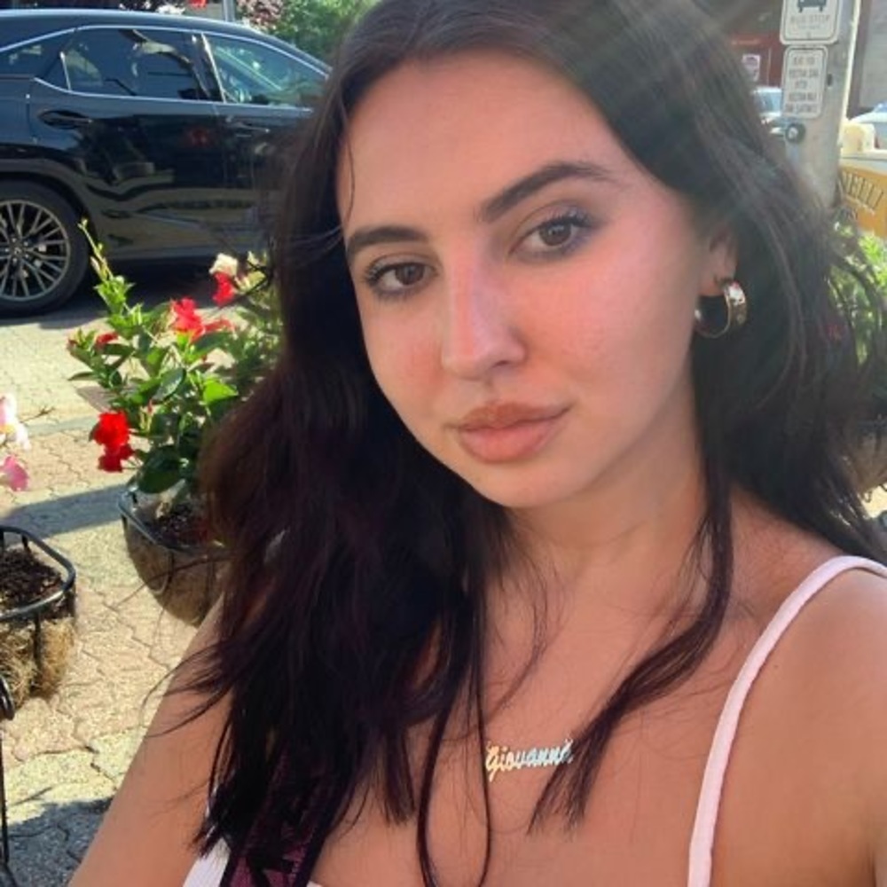 Meet your Posher, Giovanna